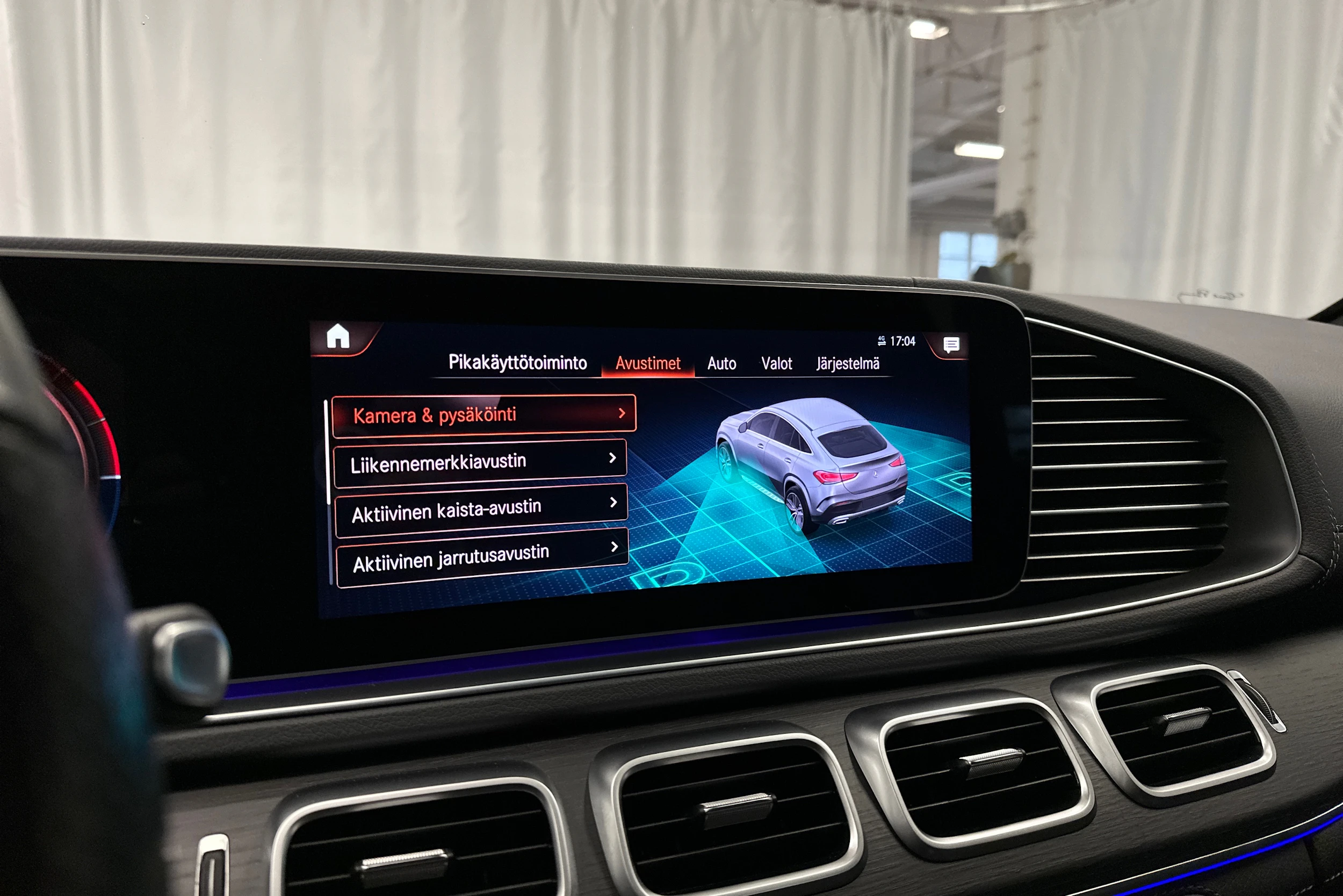 harmaa Mercedes-Benz GLE 2022 kuva 23.