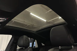 harmaa Mercedes-Benz GLE 2022 kuva 34.