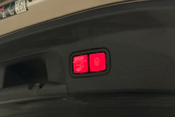 harmaa Mercedes-Benz GLE 2022 kuva 36.