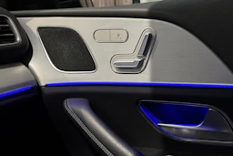 musta Mercedes-Benz GLE 2022 kuva 29.