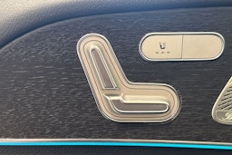 valkoinen Mercedes-Benz GLE 2022 kuva 26.