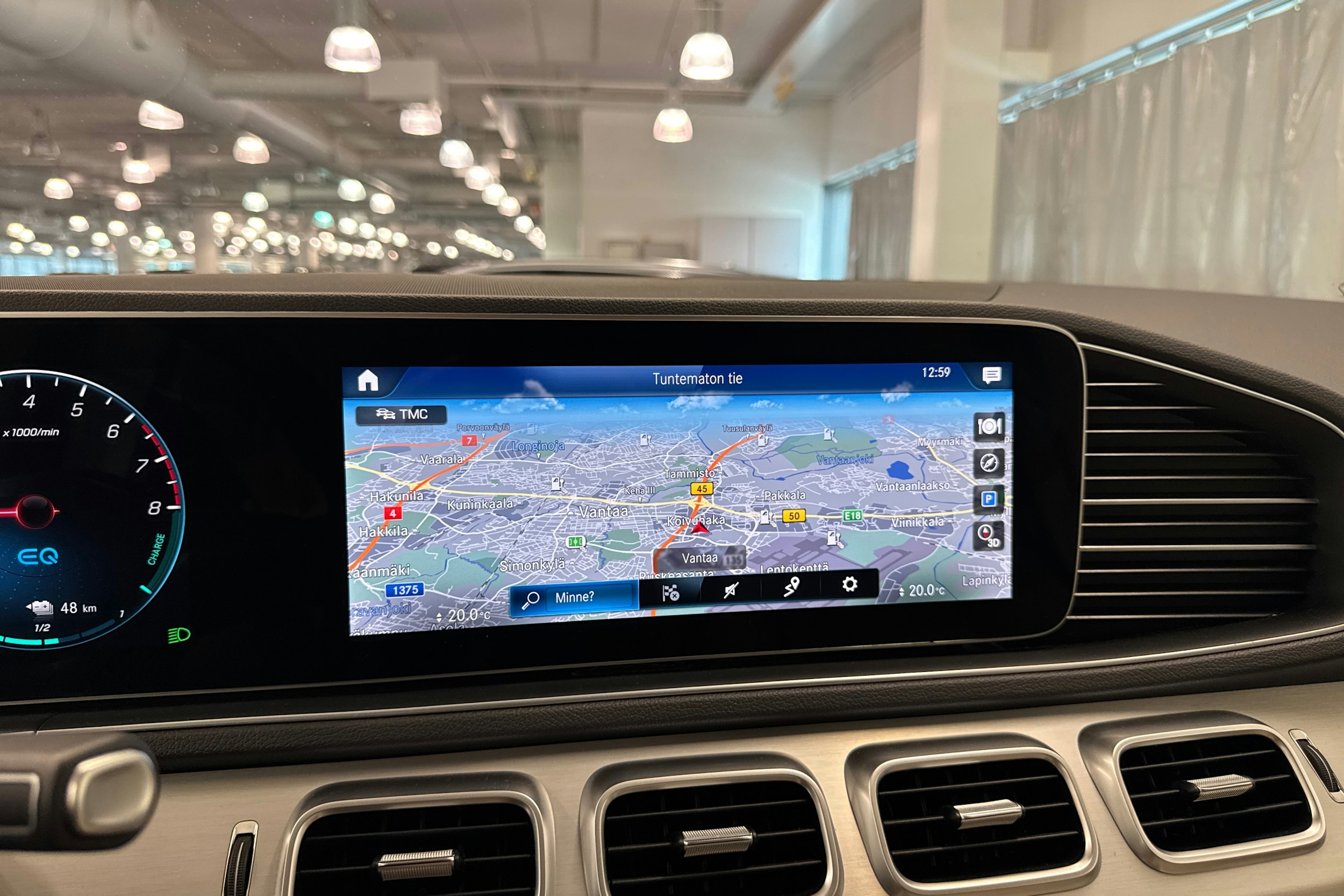 musta Mercedes-Benz GLE 2022 kuva 41.