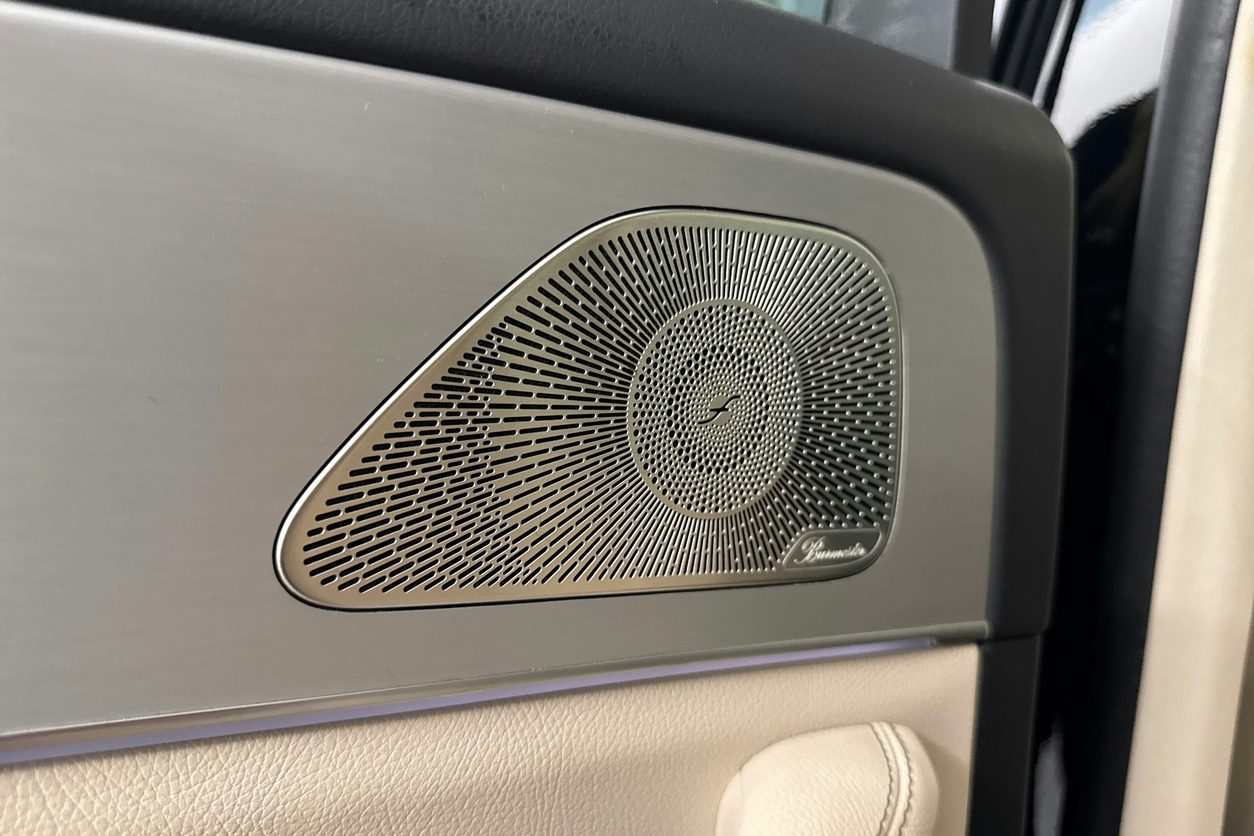 musta Mercedes-Benz GLE 2022 kuva 45.
