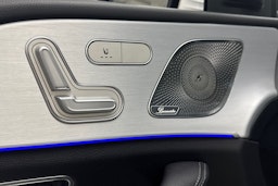 valkoinen Mercedes-Benz GLE 2023 kuva 10.