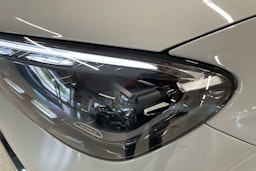 harmaa Mercedes-Benz GLE 2023 kuva 17.