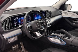 met. punainen Mercedes-Benz GLE 2024 kuva 3.