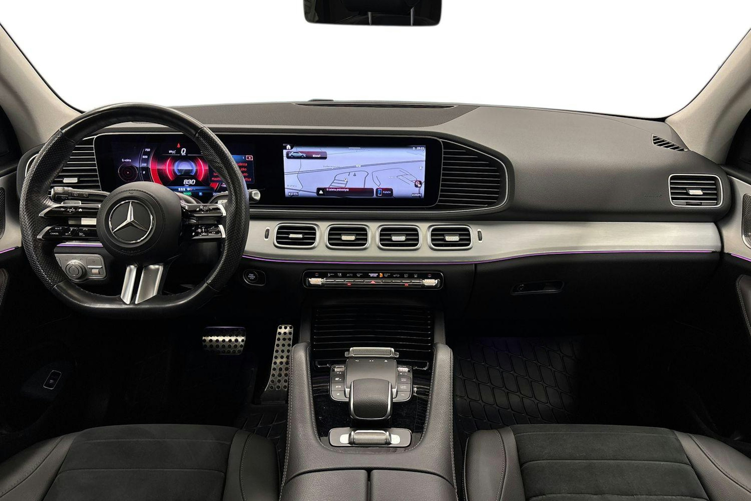 met. punainen Mercedes-Benz GLE 2024 kuva 9.