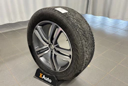vihreä Mercedes-Benz GLE 2024 kuva 13.