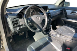 valkoinen Mercedes-Benz GLK 2010 kuva 3.