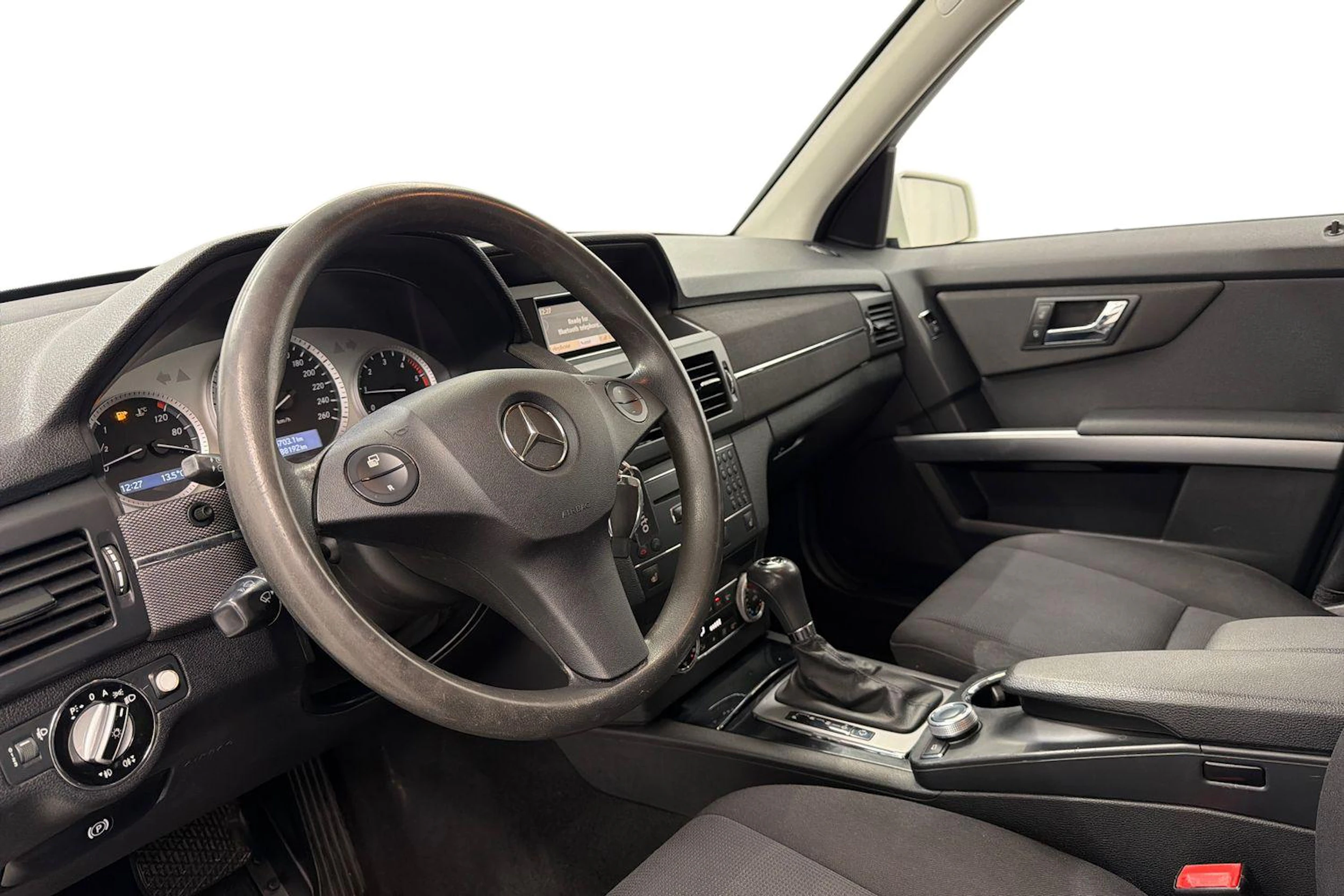 valkoinen Mercedes-Benz GLK 2010 kuva 6.