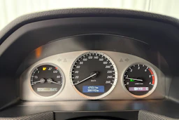 valkoinen Mercedes-Benz GLK 2010 kuva 18.