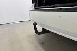 valkoinen Mercedes-Benz GLK 2010 kuva 27.