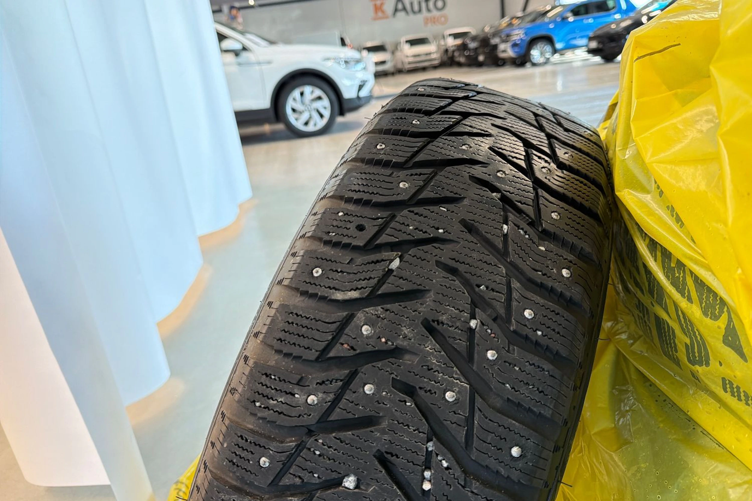 valkoinen Mercedes-Benz GLK 2010 kuva 30.