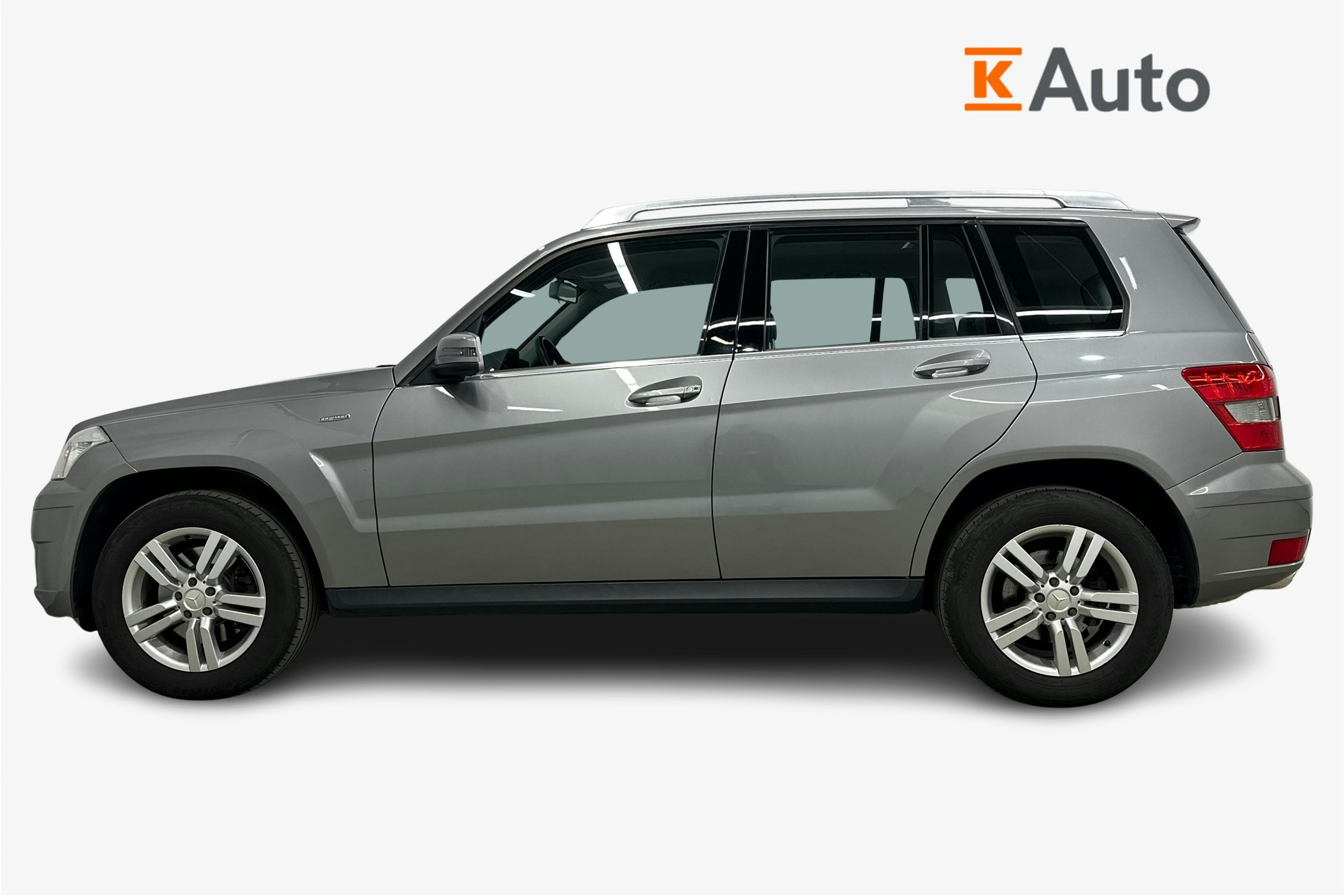 harmaa Mercedes-Benz GLK 2010 kuva 6.