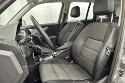 harmaa Mercedes-Benz GLK 2010 kuva 10.