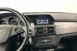 harmaa Mercedes-Benz GLK 2010 kuva 20.
