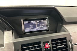 harmaa Mercedes-Benz GLK 2010 kuva 23.
