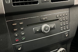 harmaa Mercedes-Benz GLK 2010 kuva 24.