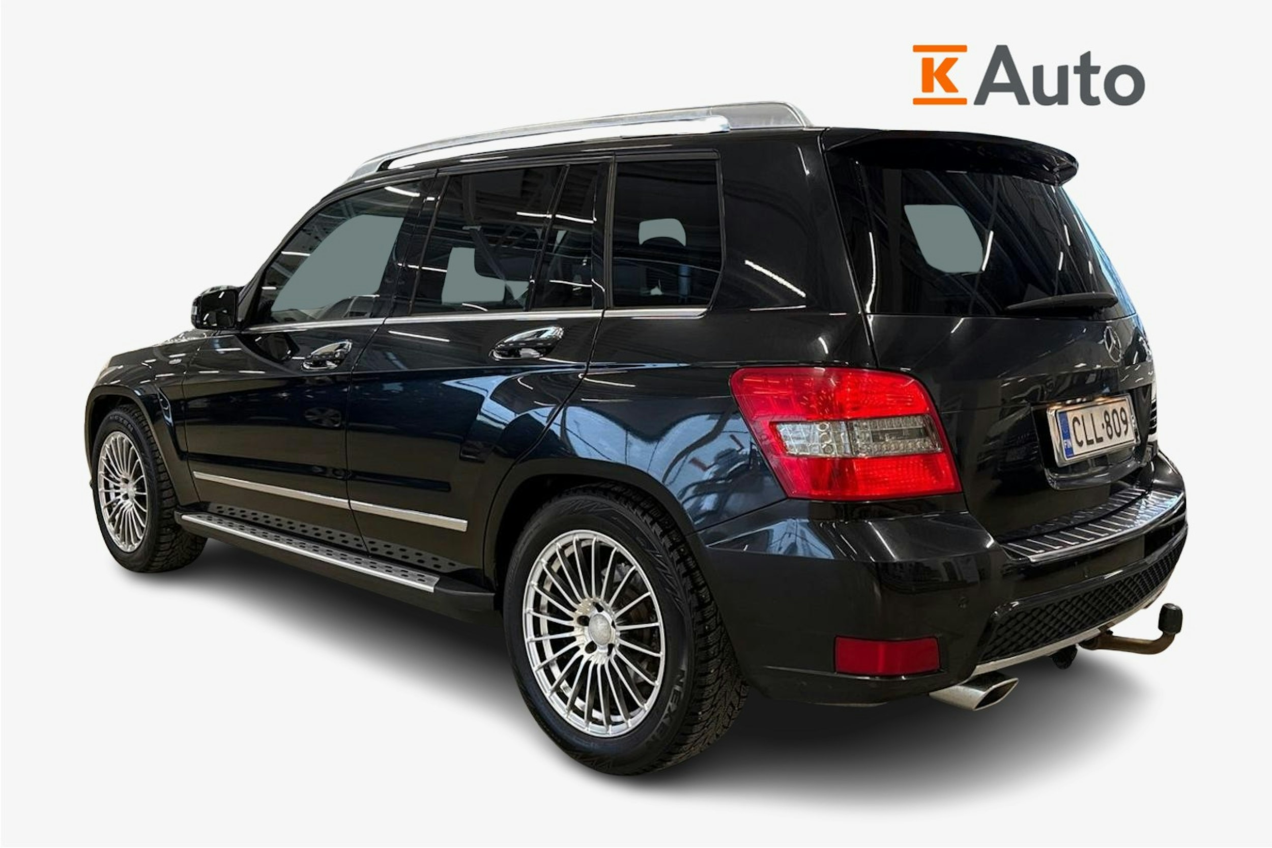 musta Mercedes-Benz GLK 2011 kuva 2.