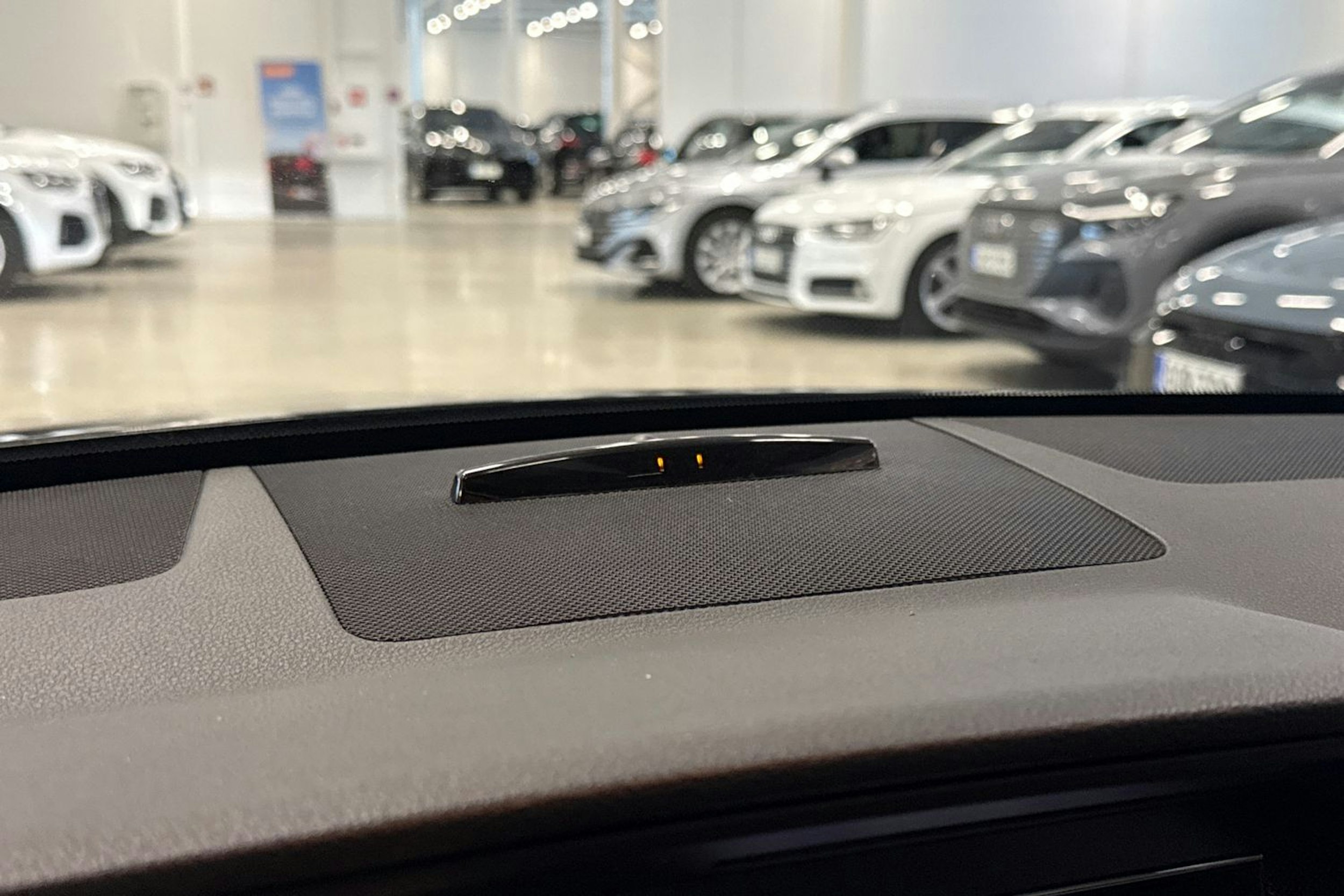 musta Mercedes-Benz GLK 2011 kuva 25.