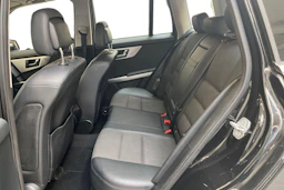 musta Mercedes-Benz GLK 2011 kuva 8.