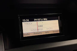 Harmaa Mercedes-Benz GLK 2011 kuva 24.
