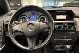 valkoinen Mercedes-Benz GLK 2012 kuva 11.