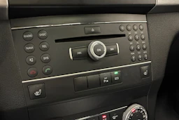 valkoinen Mercedes-Benz GLK 2012 kuva 20.