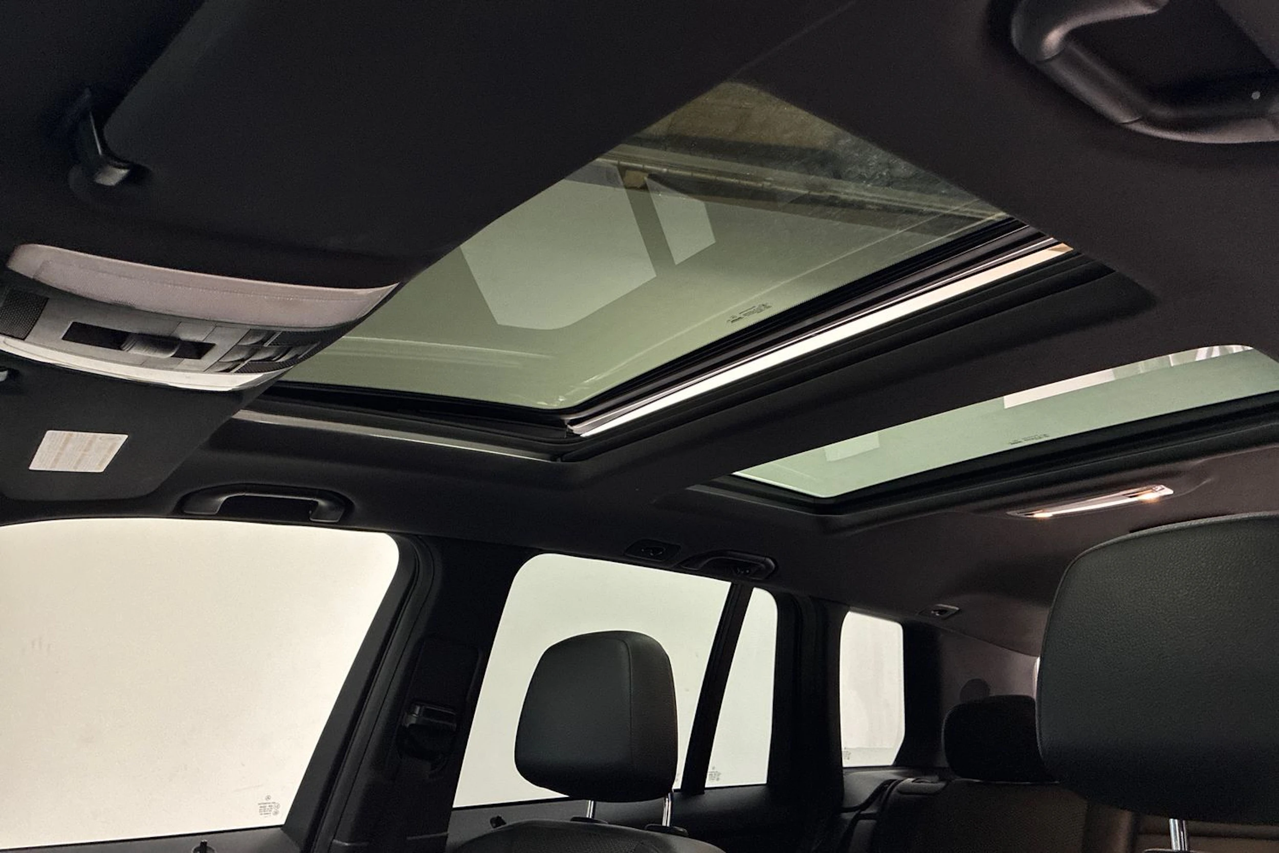 valkoinen Mercedes-Benz GLK 2012 kuva 22.