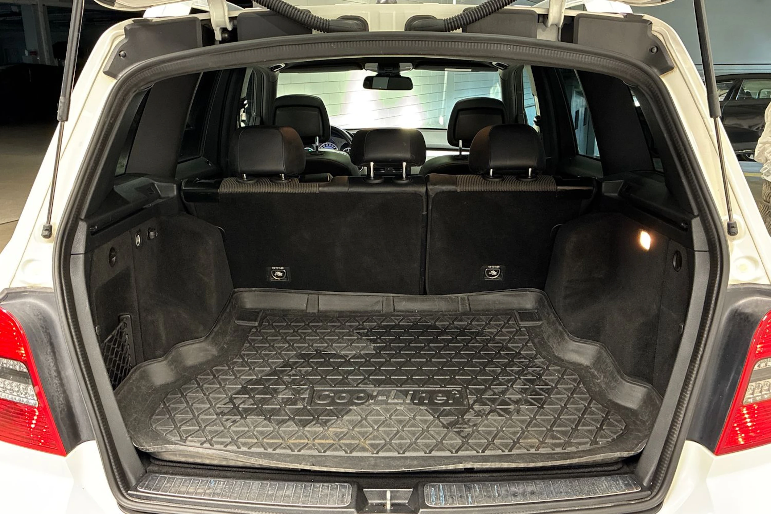 valkoinen Mercedes-Benz GLK 2012 kuva 23.
