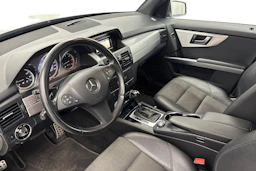 met. hopea Mercedes-Benz GLK 2012 kuva 6.