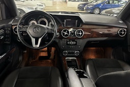 Musta Mercedes-Benz GLK 2012 kuva 7.