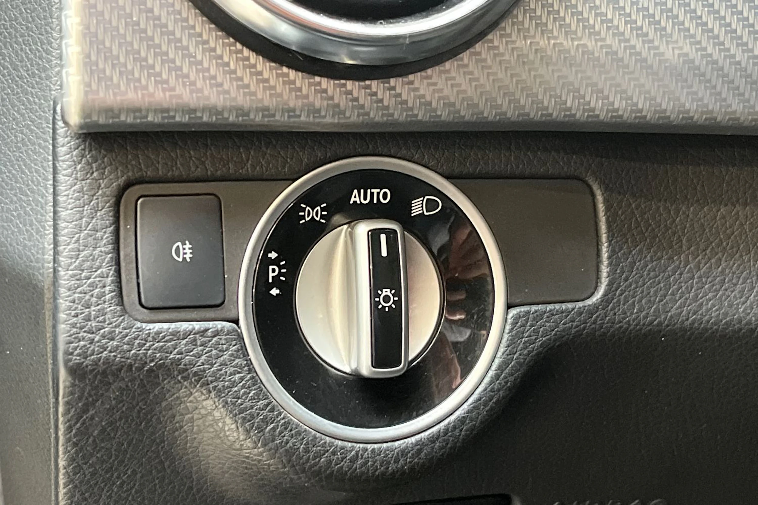 musta Mercedes-Benz GLK 2013 kuva 19.