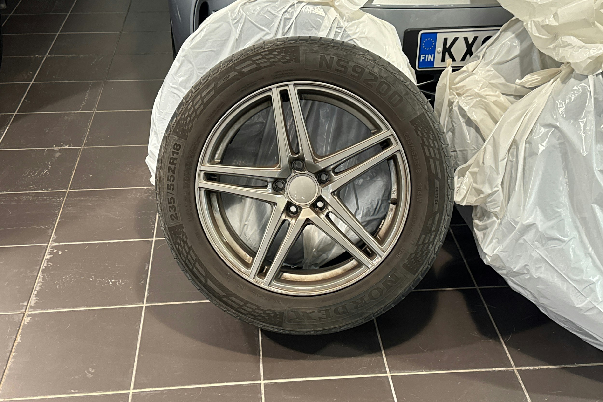 harmaa Mercedes-Benz GLK 2013 kuva 13.