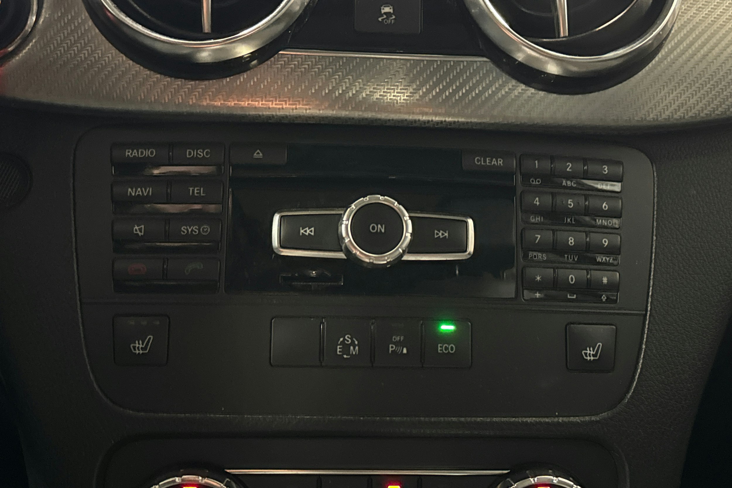 harmaa Mercedes-Benz GLK 2013 kuva 20.