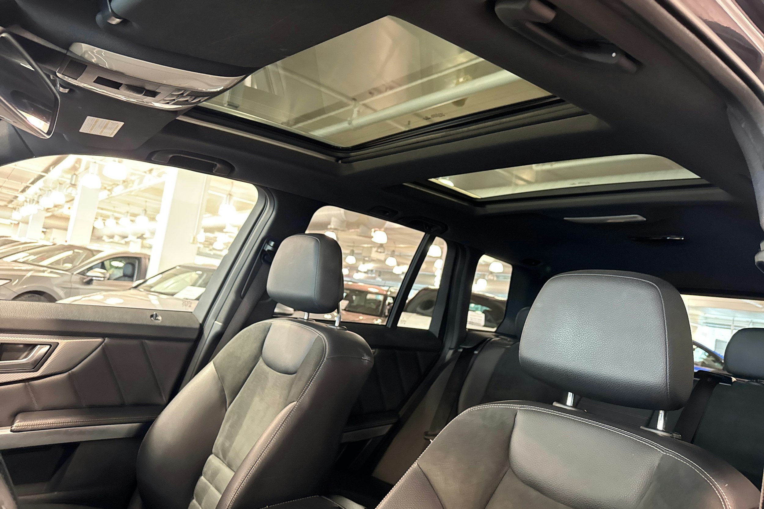 harmaa Mercedes-Benz GLK 2013 kuva 23.