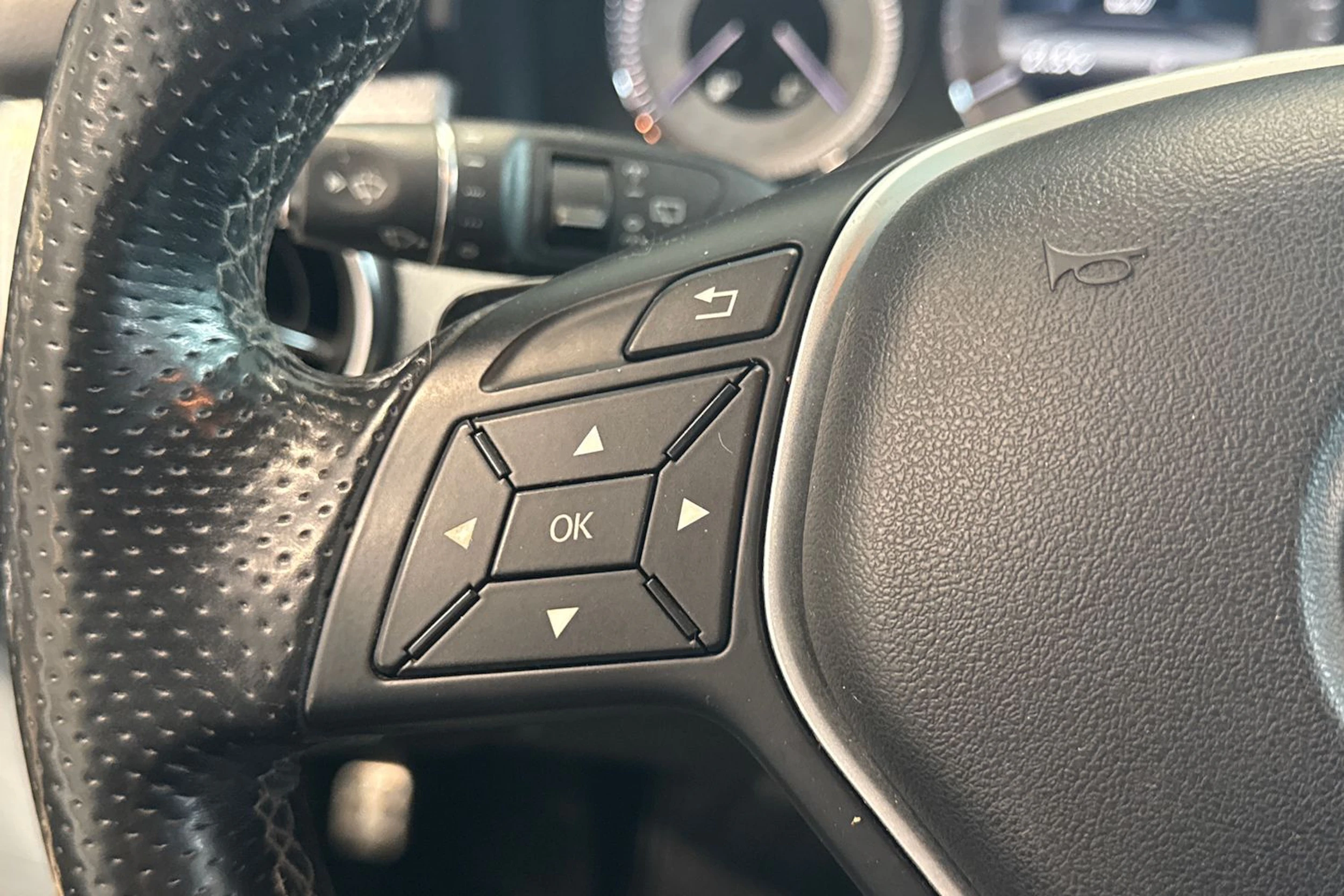 harmaa Mercedes-Benz GLK 2013 kuva 12.