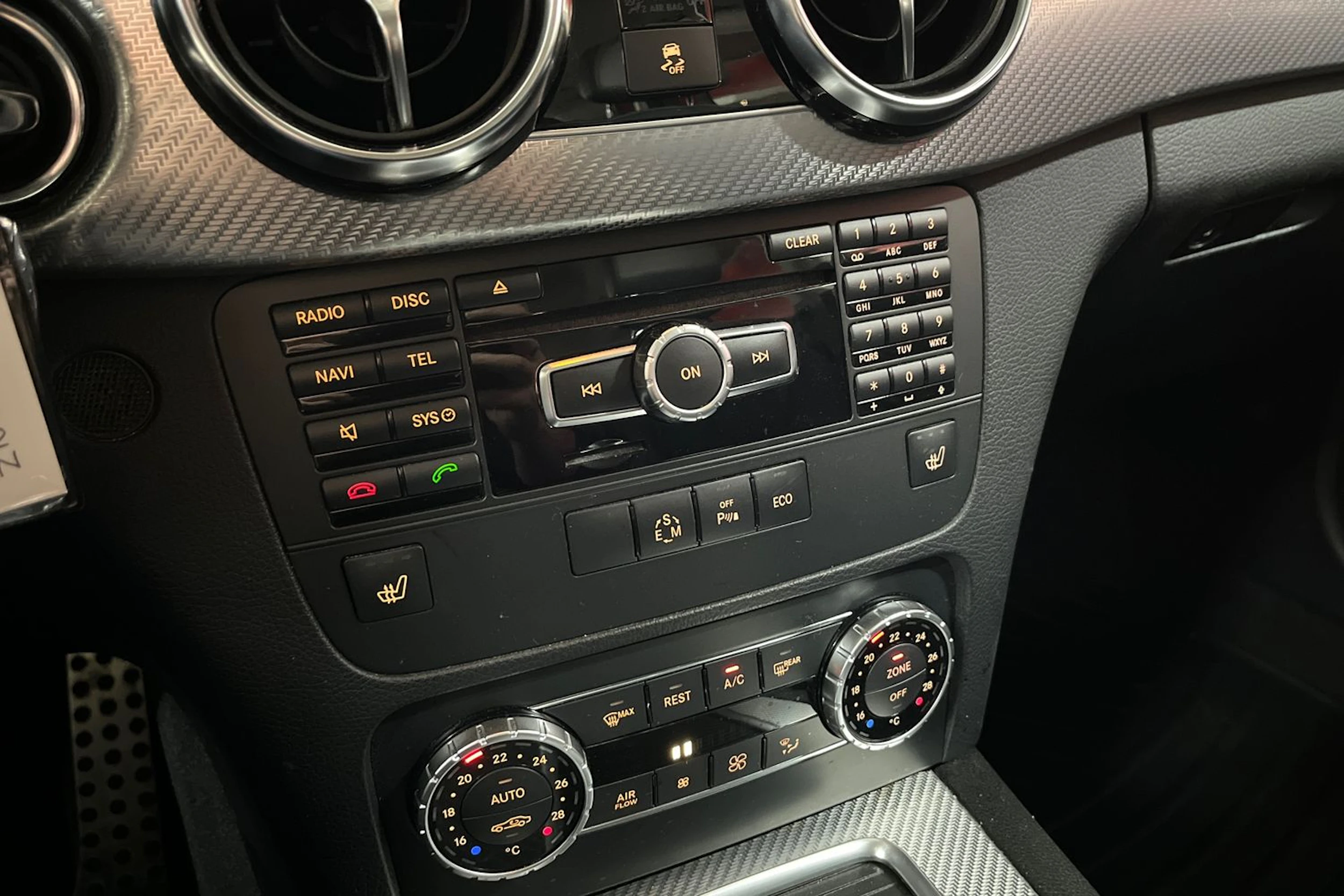 Harmaa Mercedes-Benz GLK 2014 kuva 20.