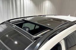 valkoinen Mercedes-Benz GLS 2016 kuva 21.