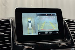 valkoinen Mercedes-Benz GLS 2016 kuva 33.