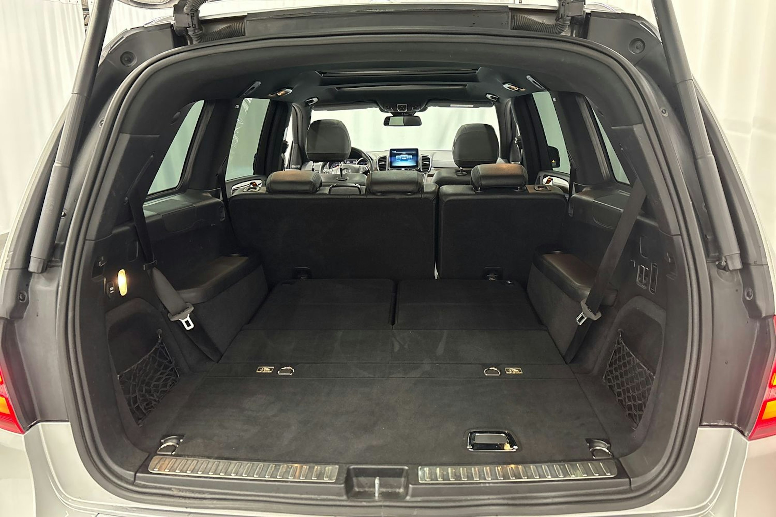 hopea Mercedes-Benz GLS 2017 kuva 16.