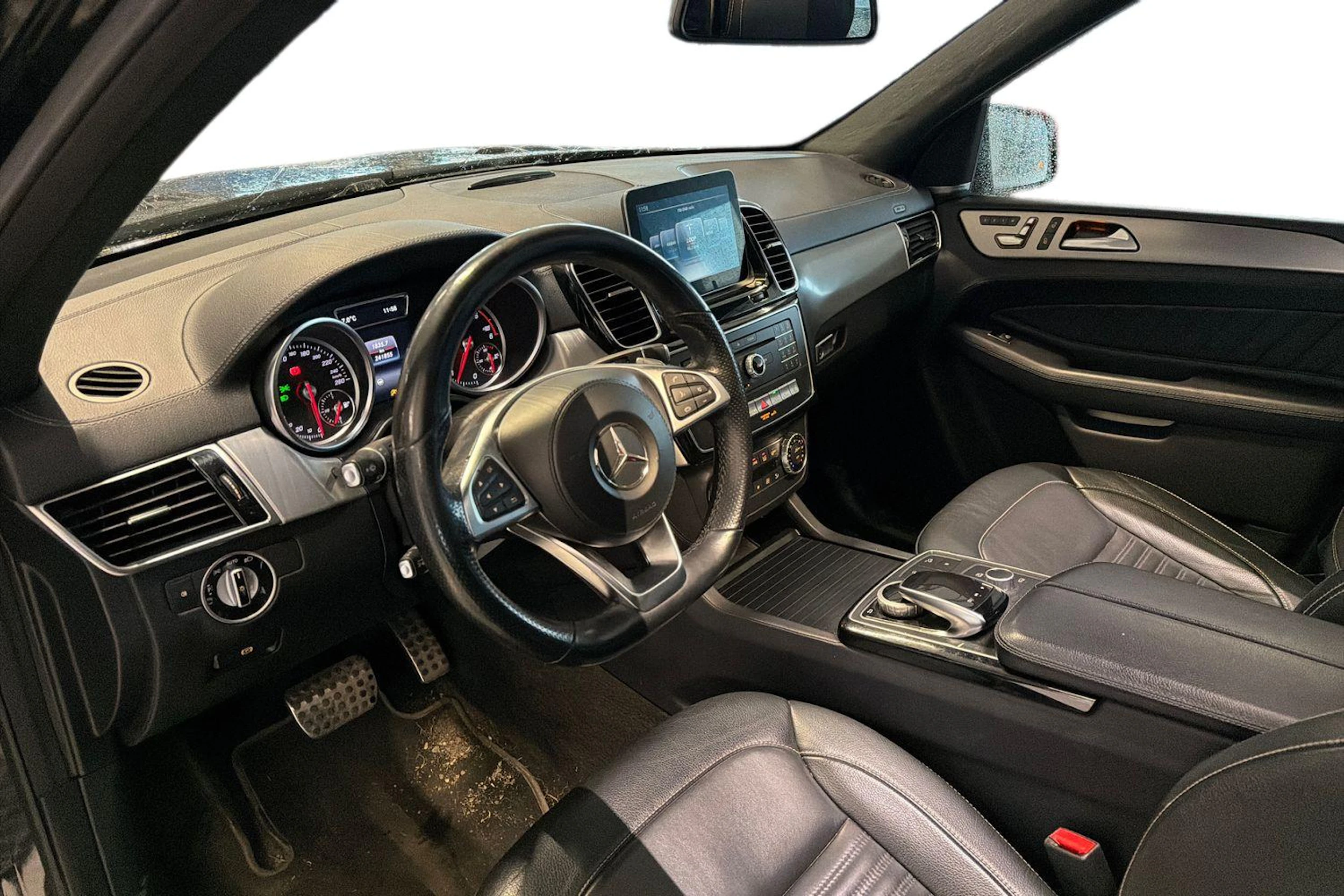 musta Mercedes-Benz GLS 2017 kuva 3.