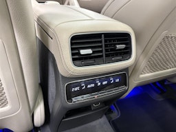 valkoinen Mercedes-Benz GLS 2021 kuva 35.