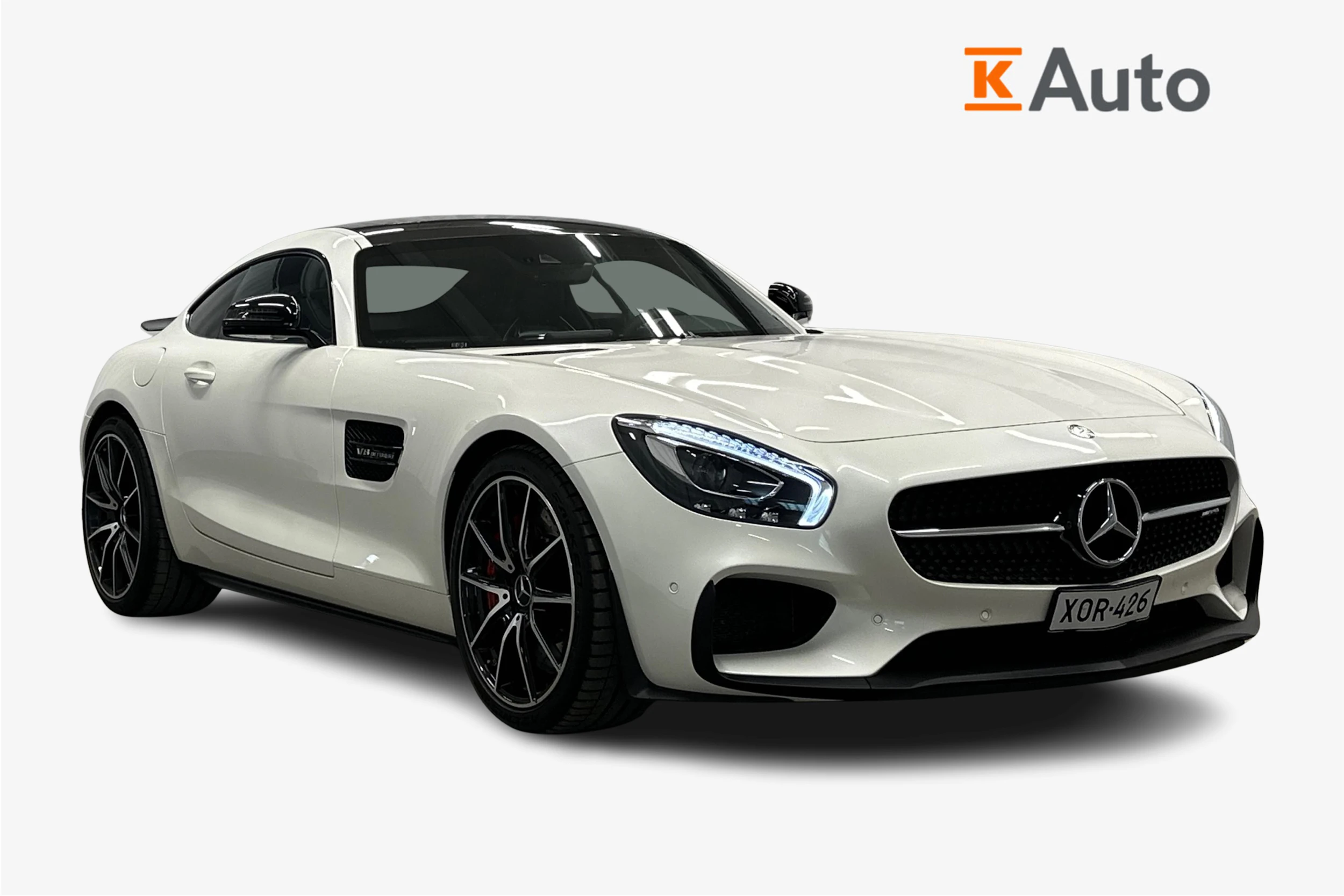 valkoinen Mercedes-Benz GT 2015 kuva 1.
