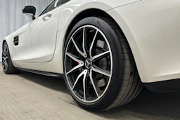 valkoinen Mercedes-Benz GT 2015 kuva 10.