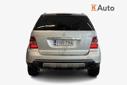 harmaa Mercedes-Benz ML 2006 kuva 3.