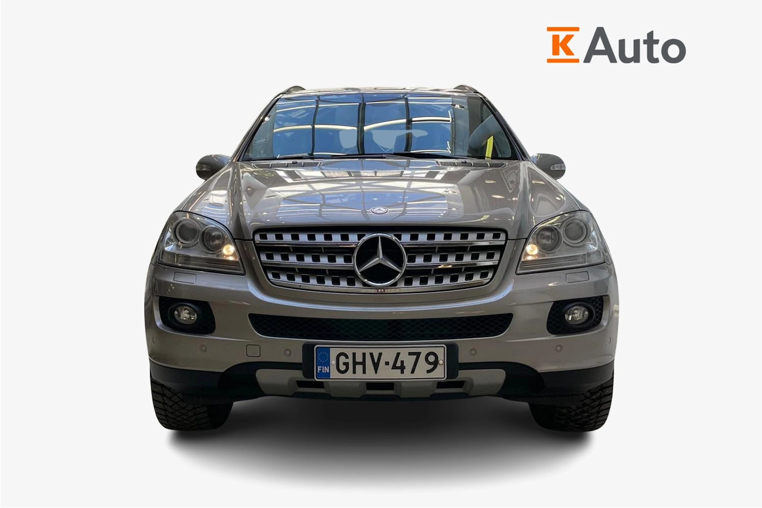 harmaa Mercedes-Benz ML 2006 kuva 4.