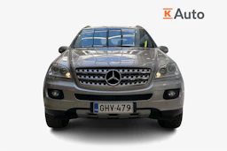 harmaa Mercedes-Benz ML 2006 kuva 4.