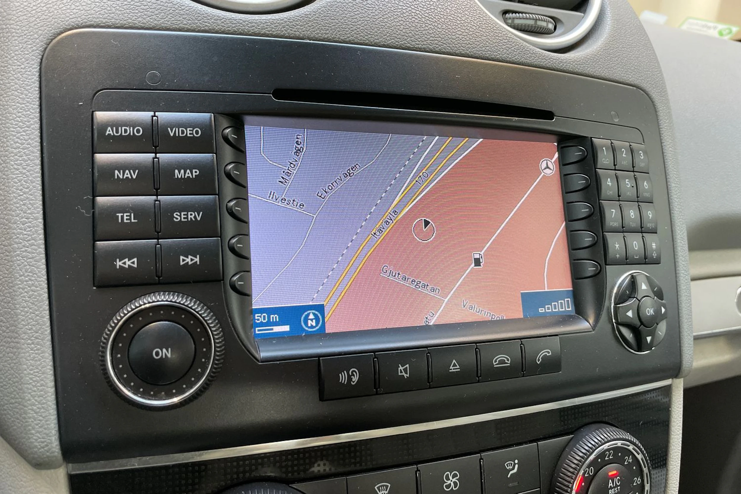 harmaa Mercedes-Benz ML 2006 kuva 20.