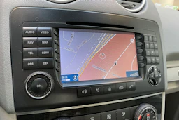 harmaa Mercedes-Benz ML 2006 kuva 20.